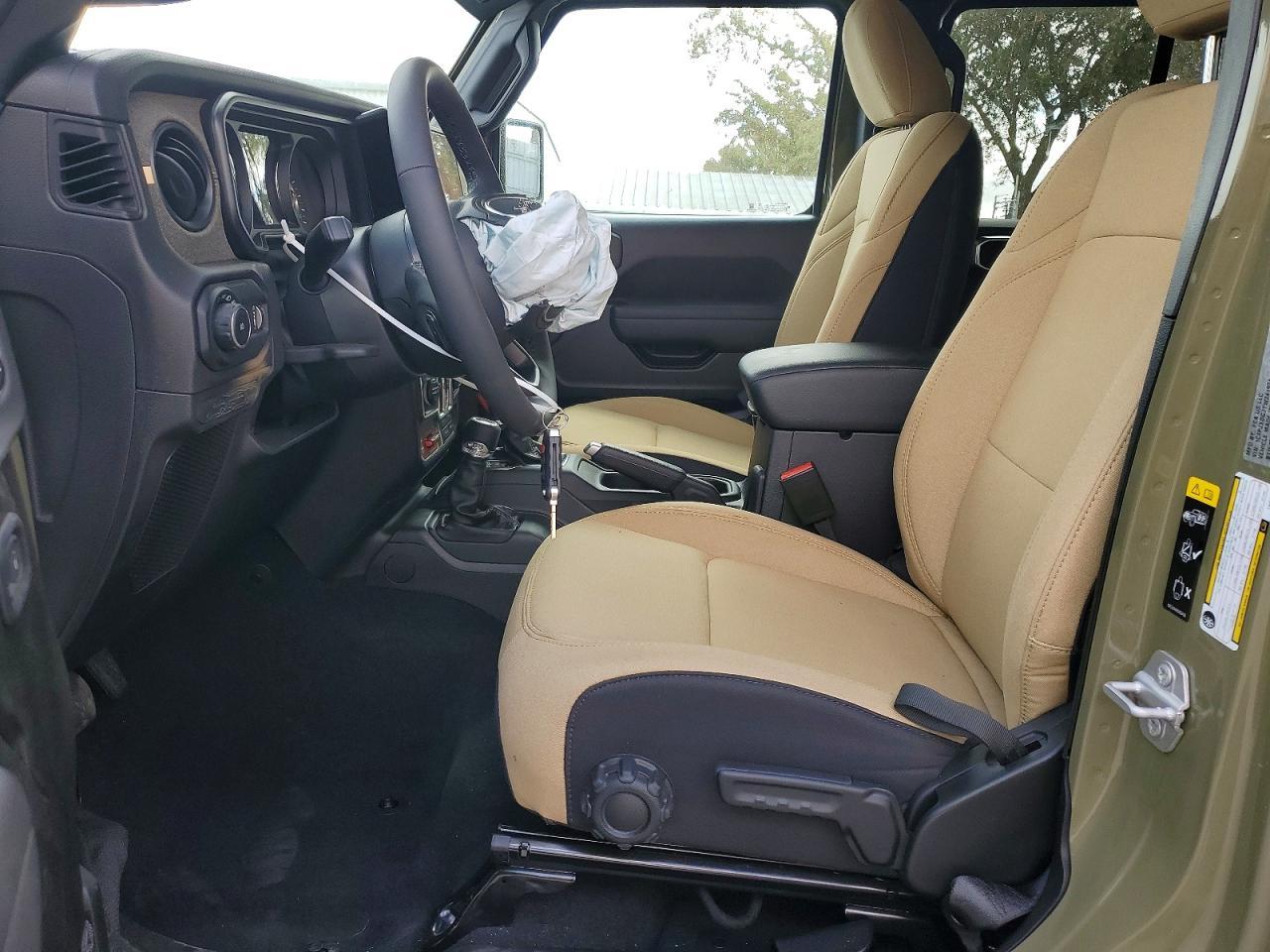 2026 Jeep Wrangler Sport - Фото 7