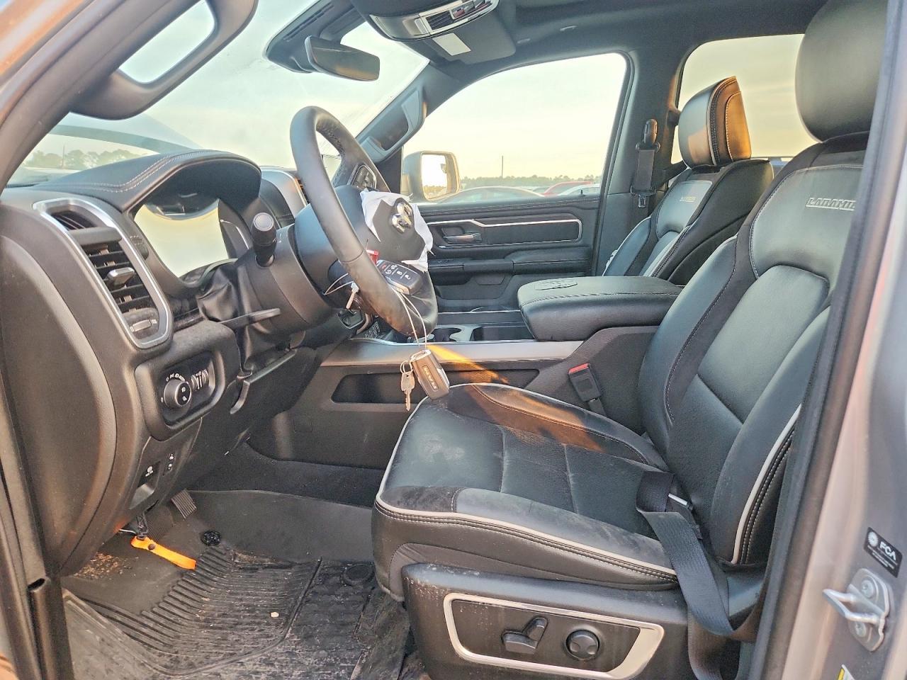 2025 Ram 1500 Laramie - Image 7