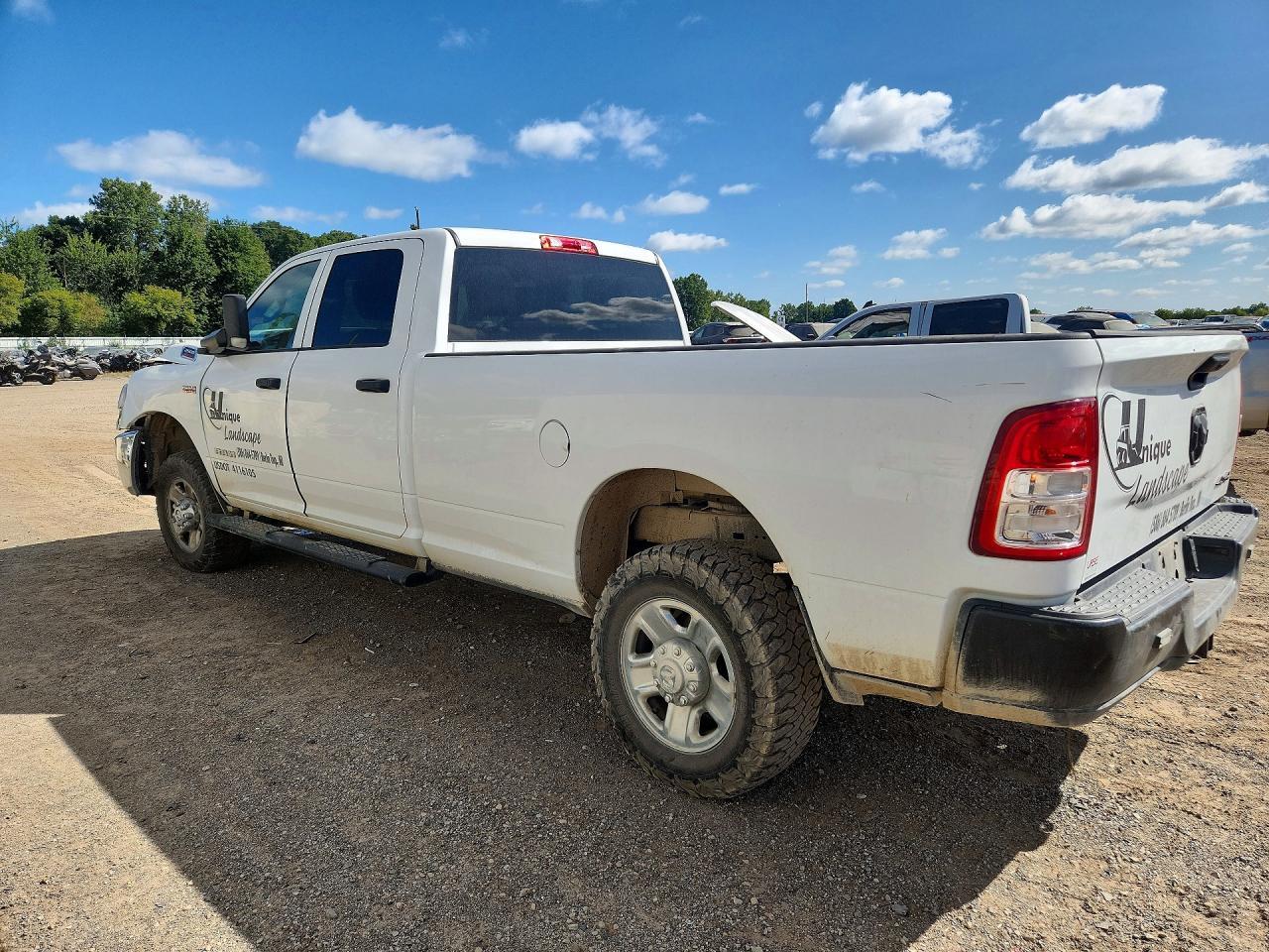 2022 Ram 2500 Tradesman - Фото 2