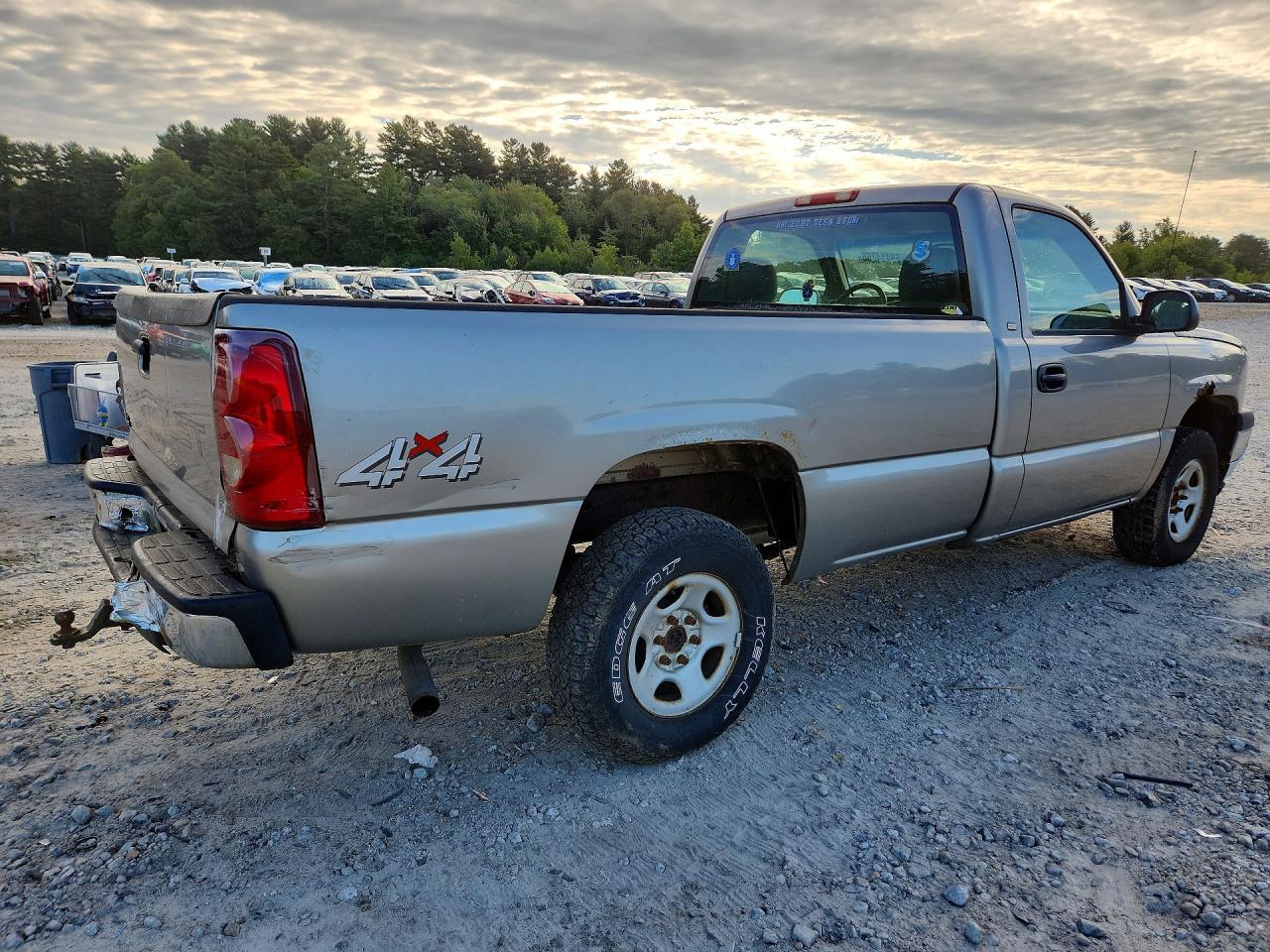 2003 Chevrolet Silverado K1500 - Фото 3