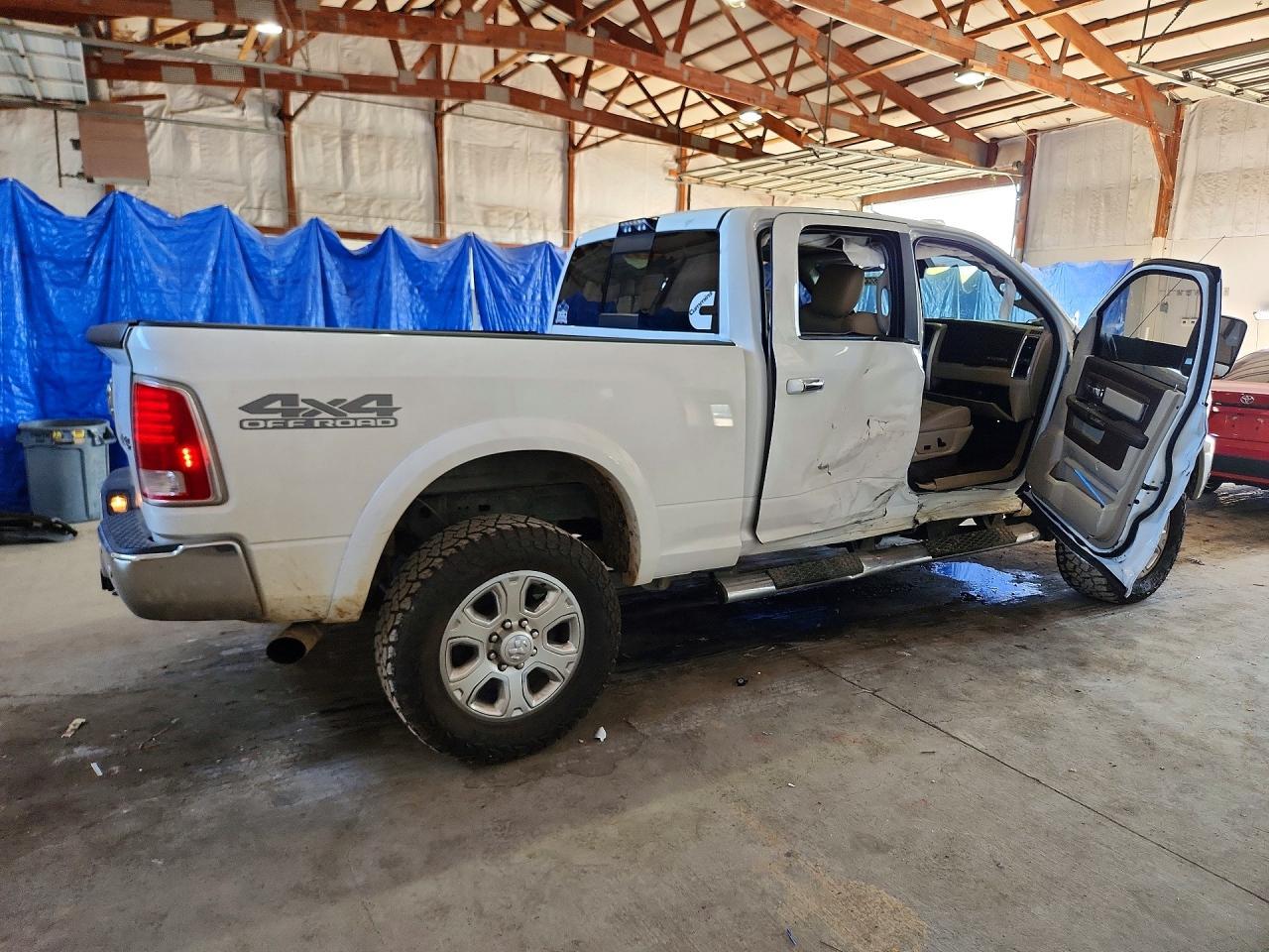 2017 Ram 2500 Laramie - Фото 3