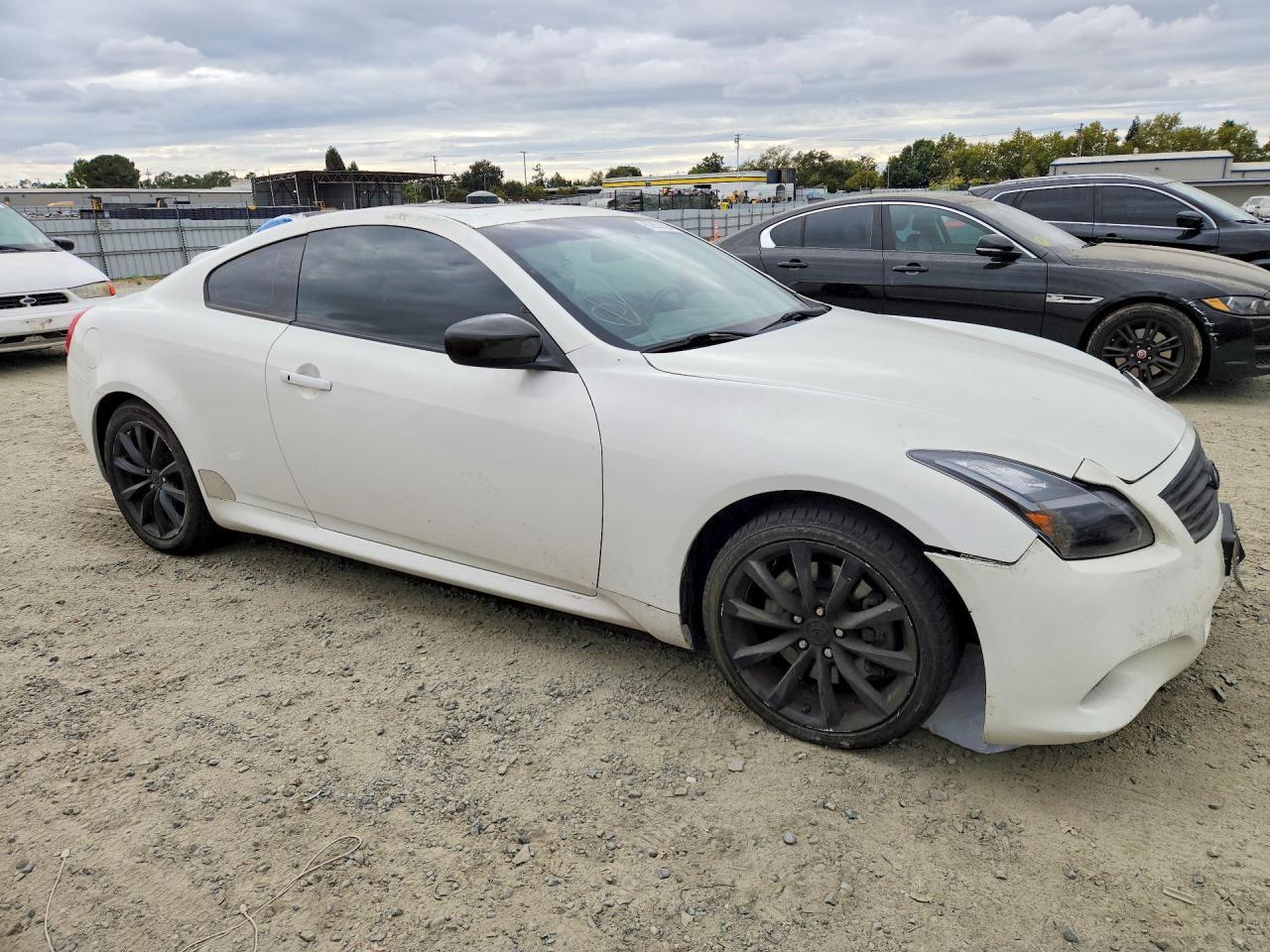 2011 Infiniti G37 Coupe Base - Фото 4