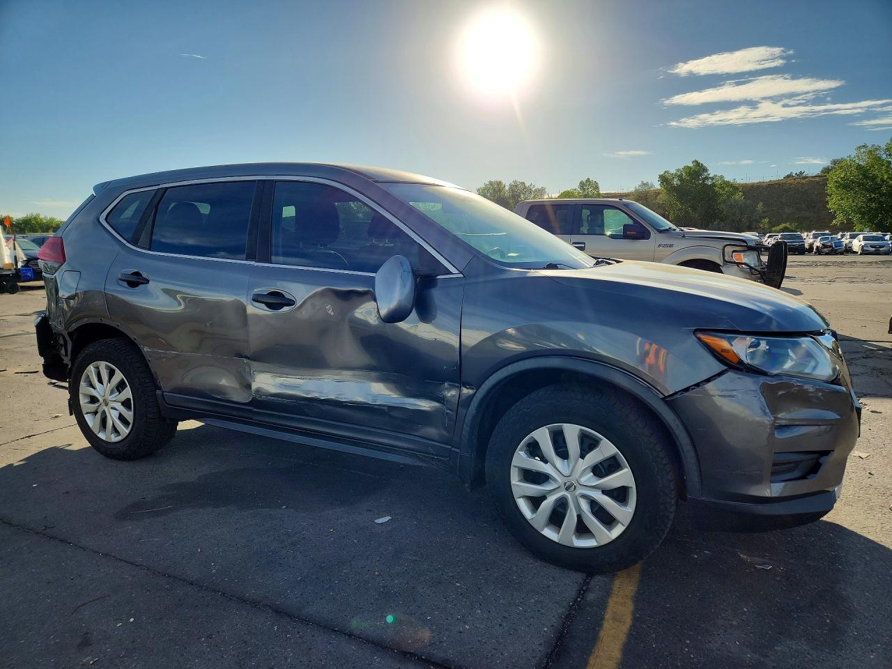 2018 Nissan Rogue S - Фото 4
