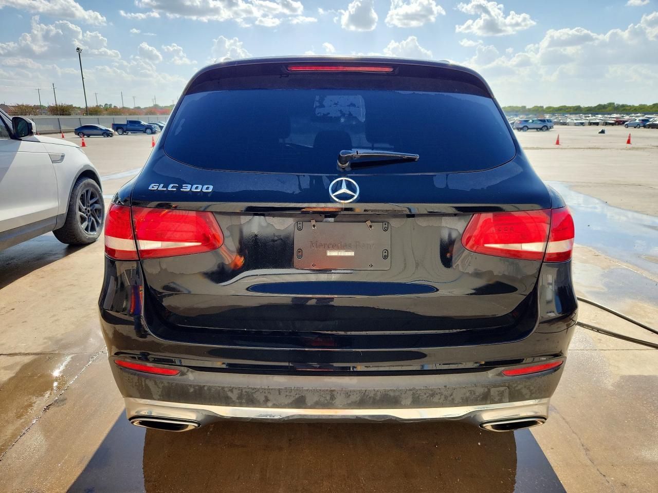 2017 Mercedes-Benz Glc 300 - Фото 6