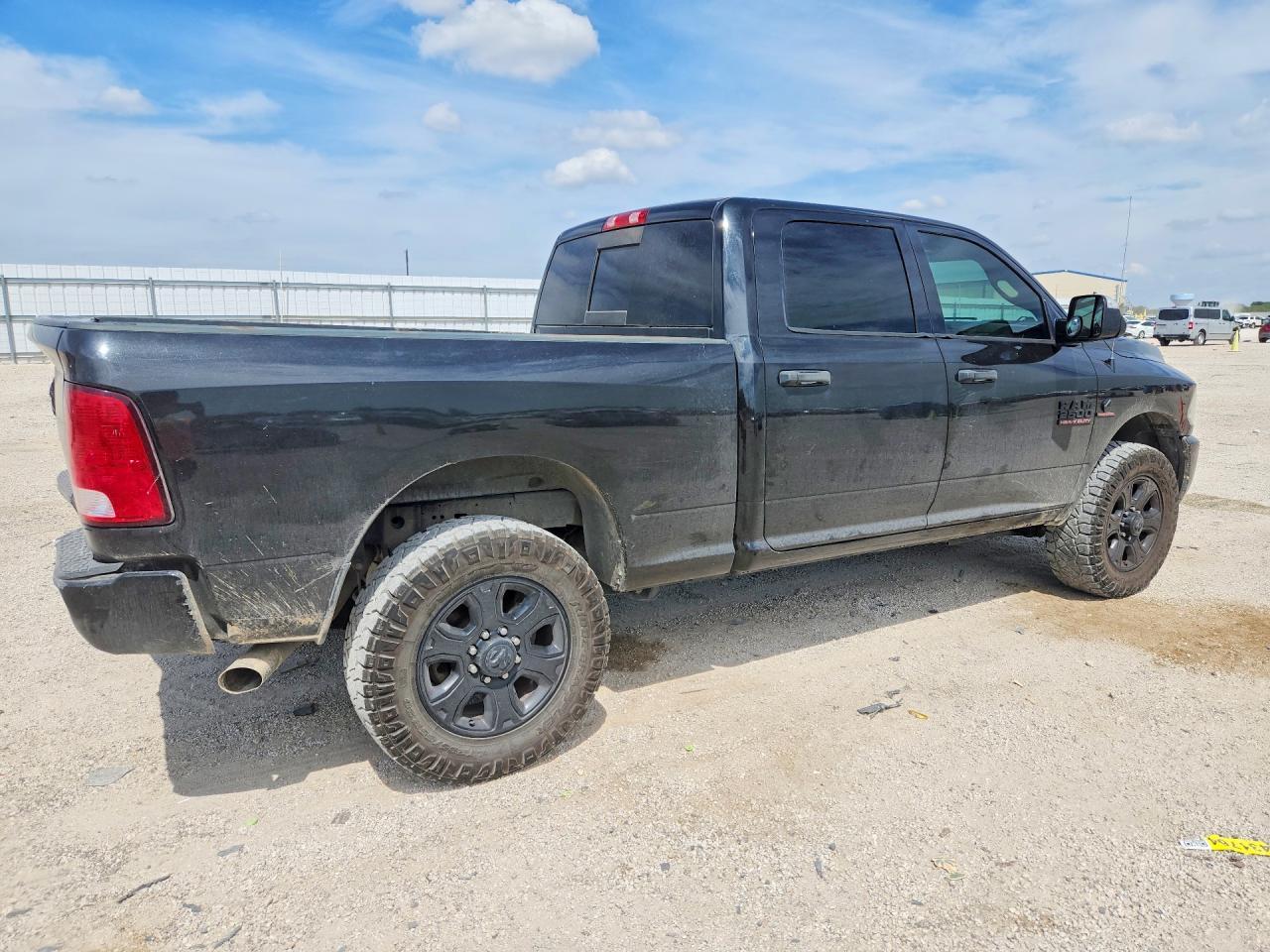 2017 Ram 2500 Slt - Фото 3