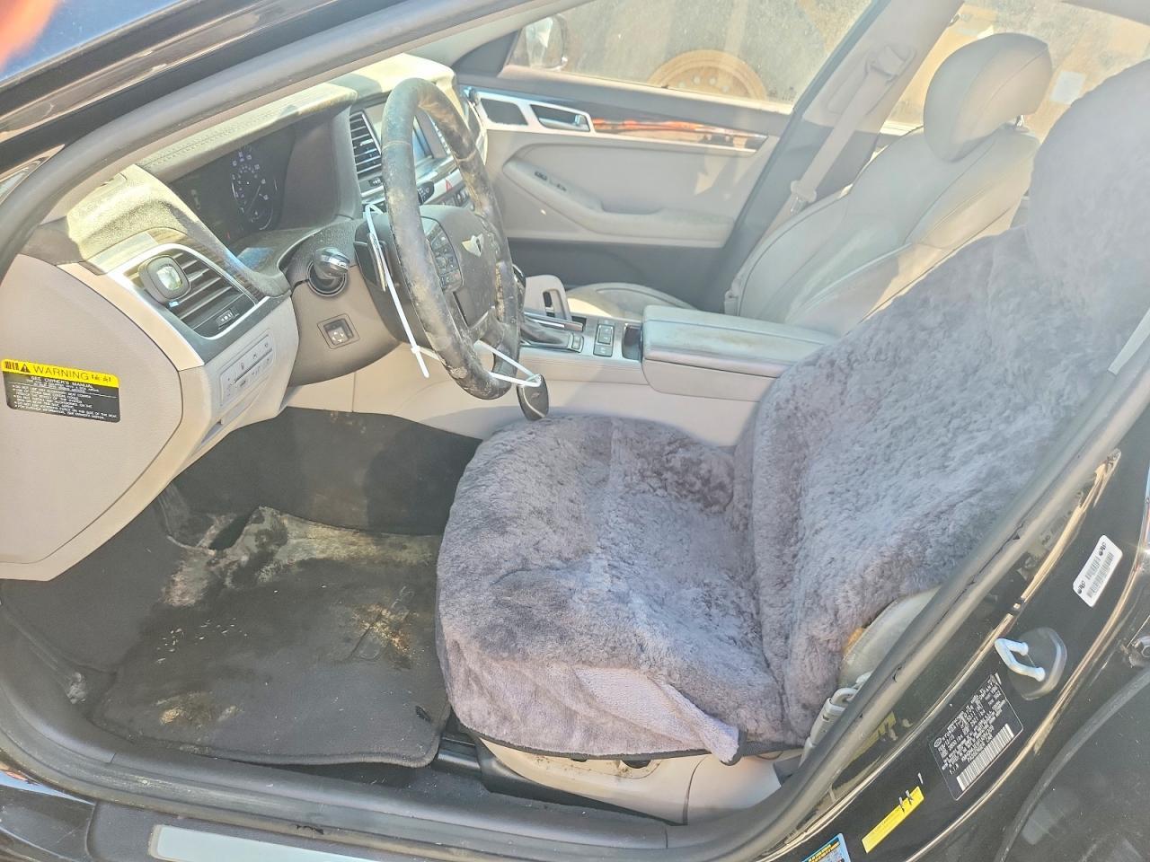 2015 Hyundai Genesis 3.8L - Фото 7