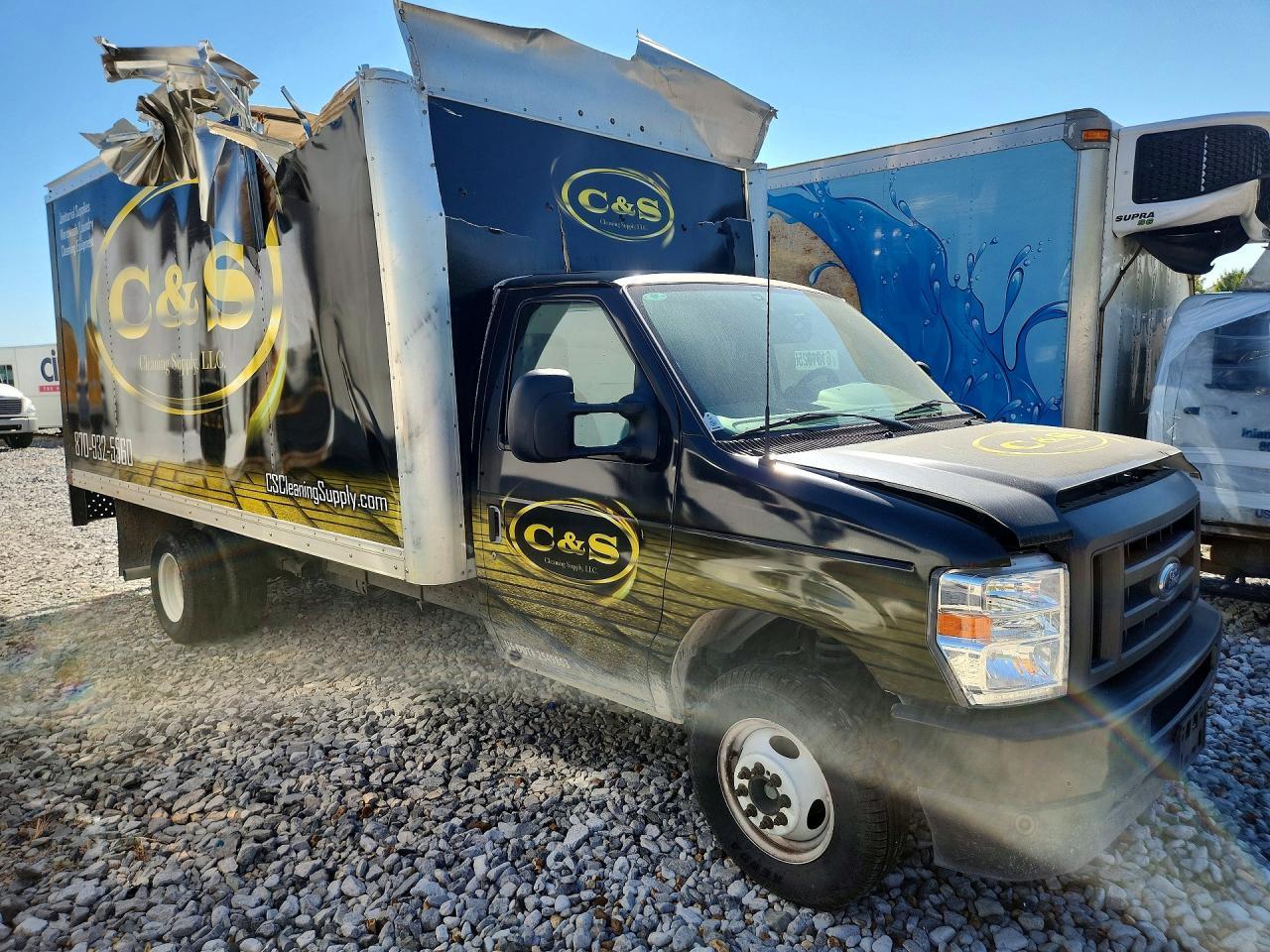 2024 Ford E450 Box Truck - Фото 4