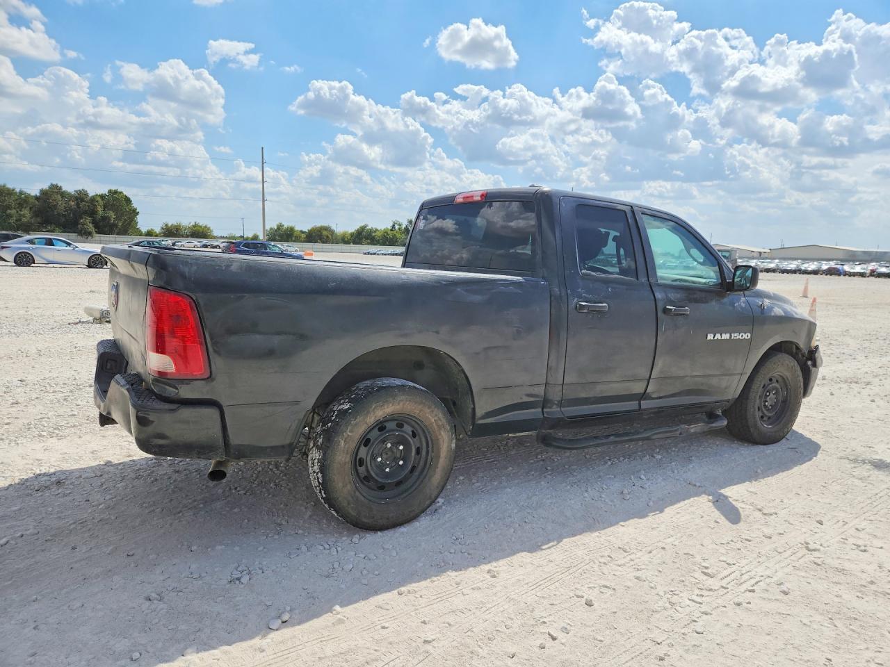 2011 Dodge Ram 1500 - Image 3