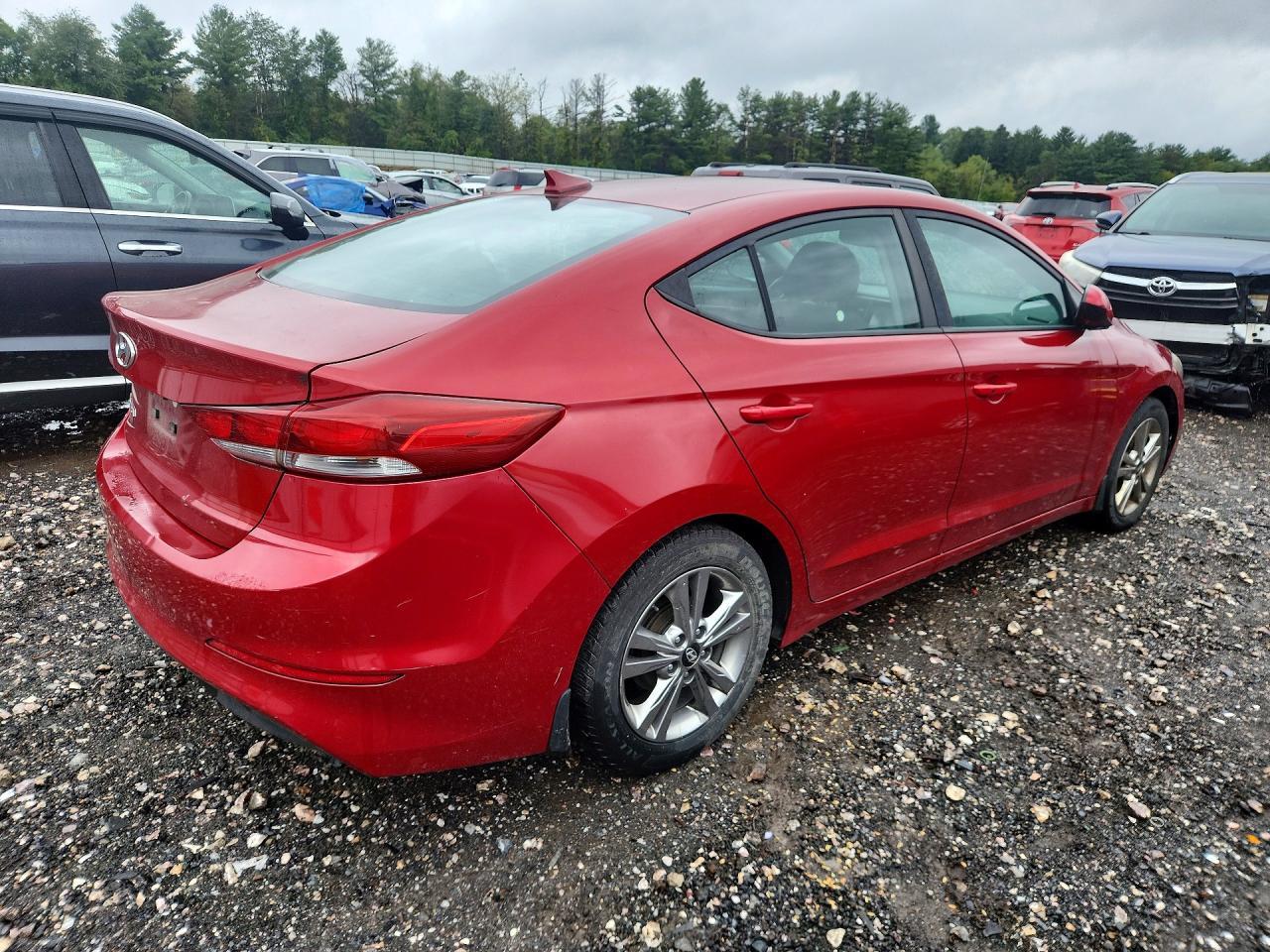 2017 Hyundai Elantra Value Edition - Фото 3