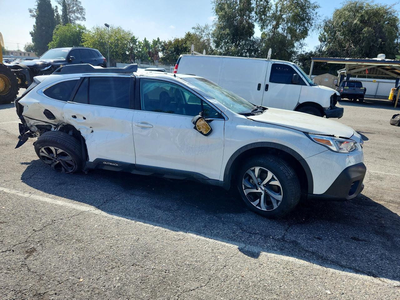 2022 Subaru Outback Limited - Image 4