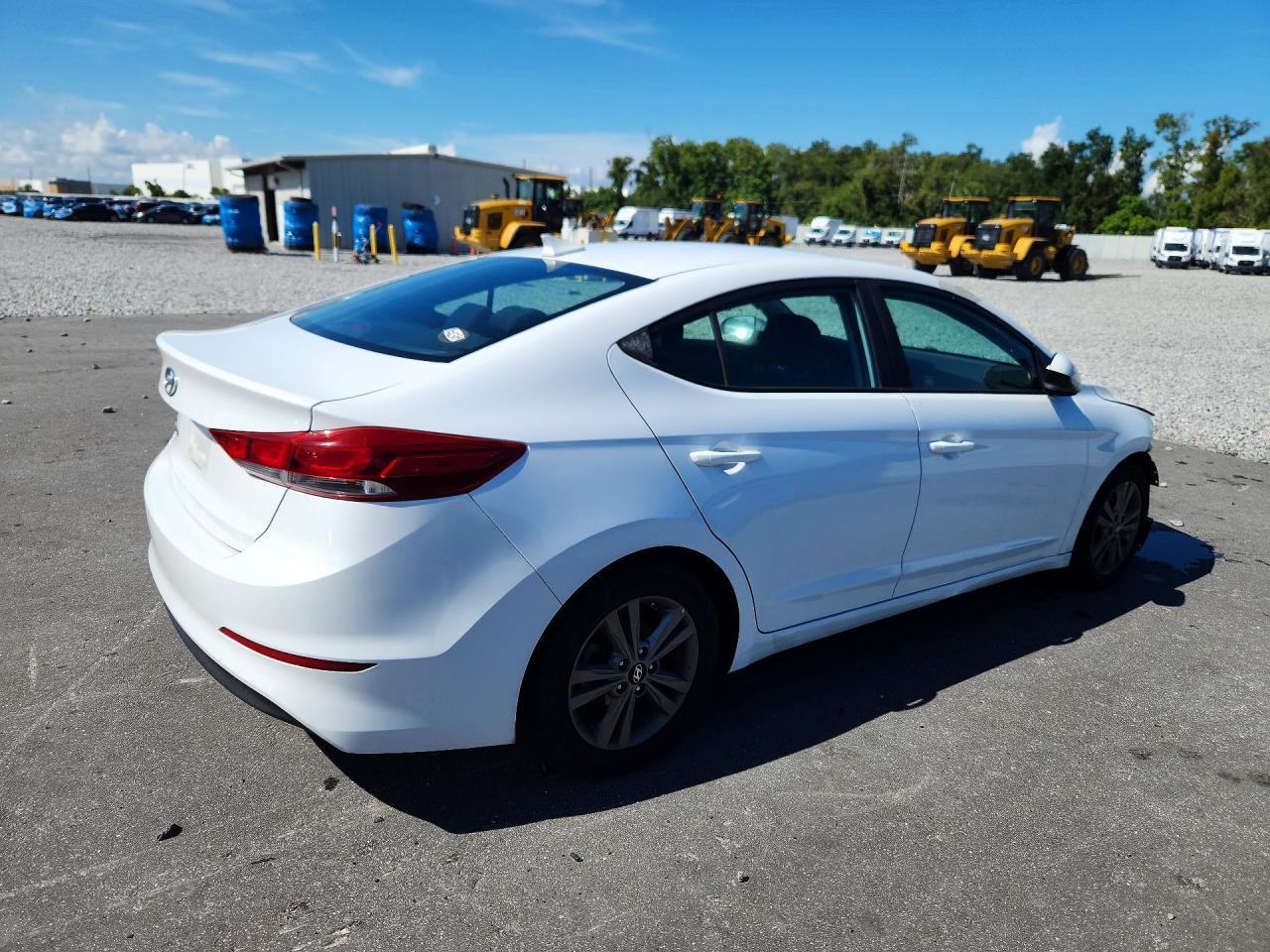 2018 Hyundai Elantra Sel - Image 3