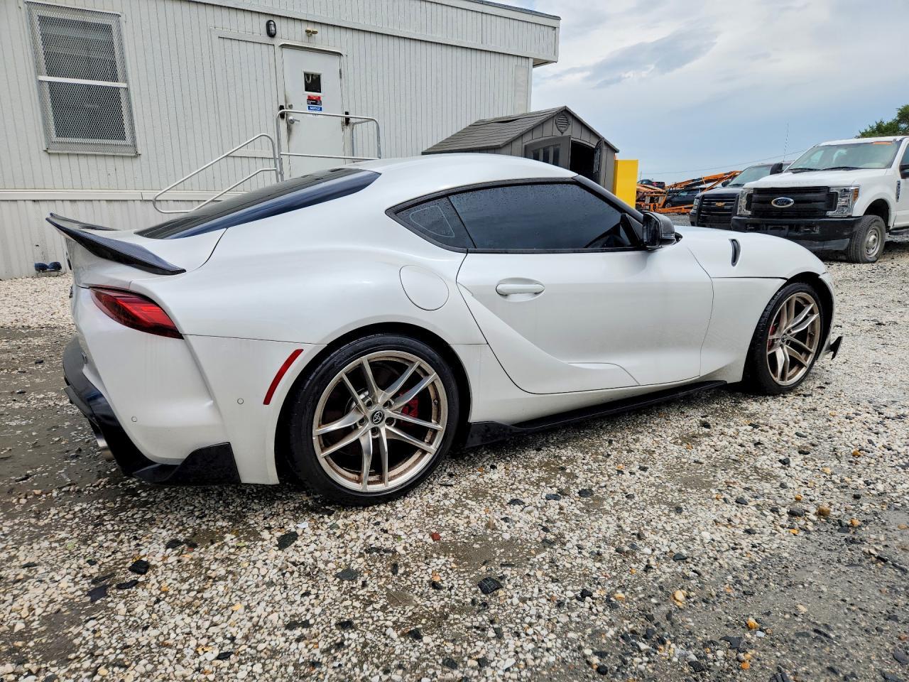 2022 Toyota Gr Supra 3.0 Premium - Фото 3