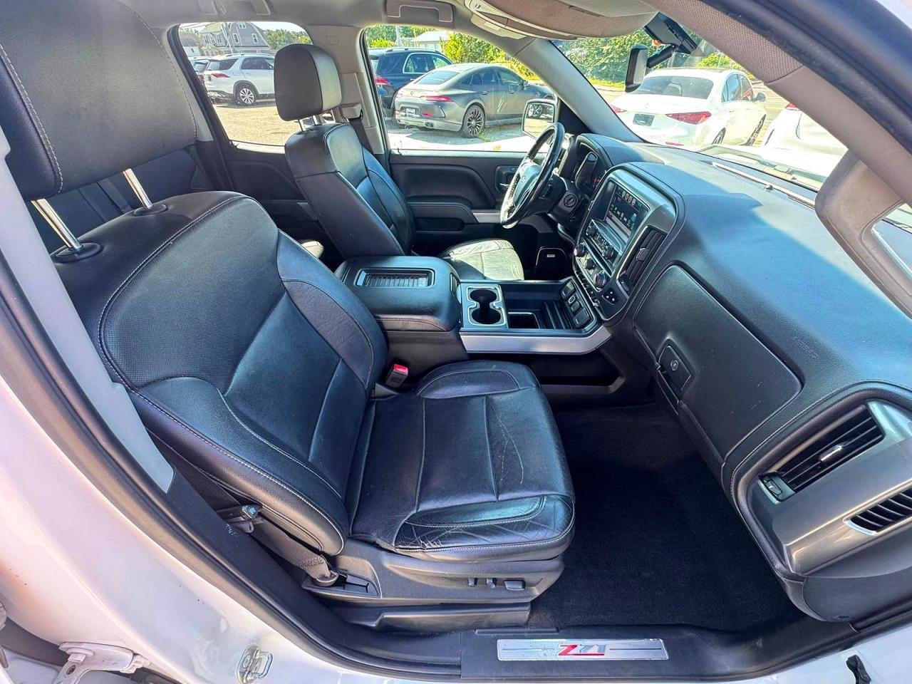 2018 Chevrolet Silverado K1500 Ltz - Image 5