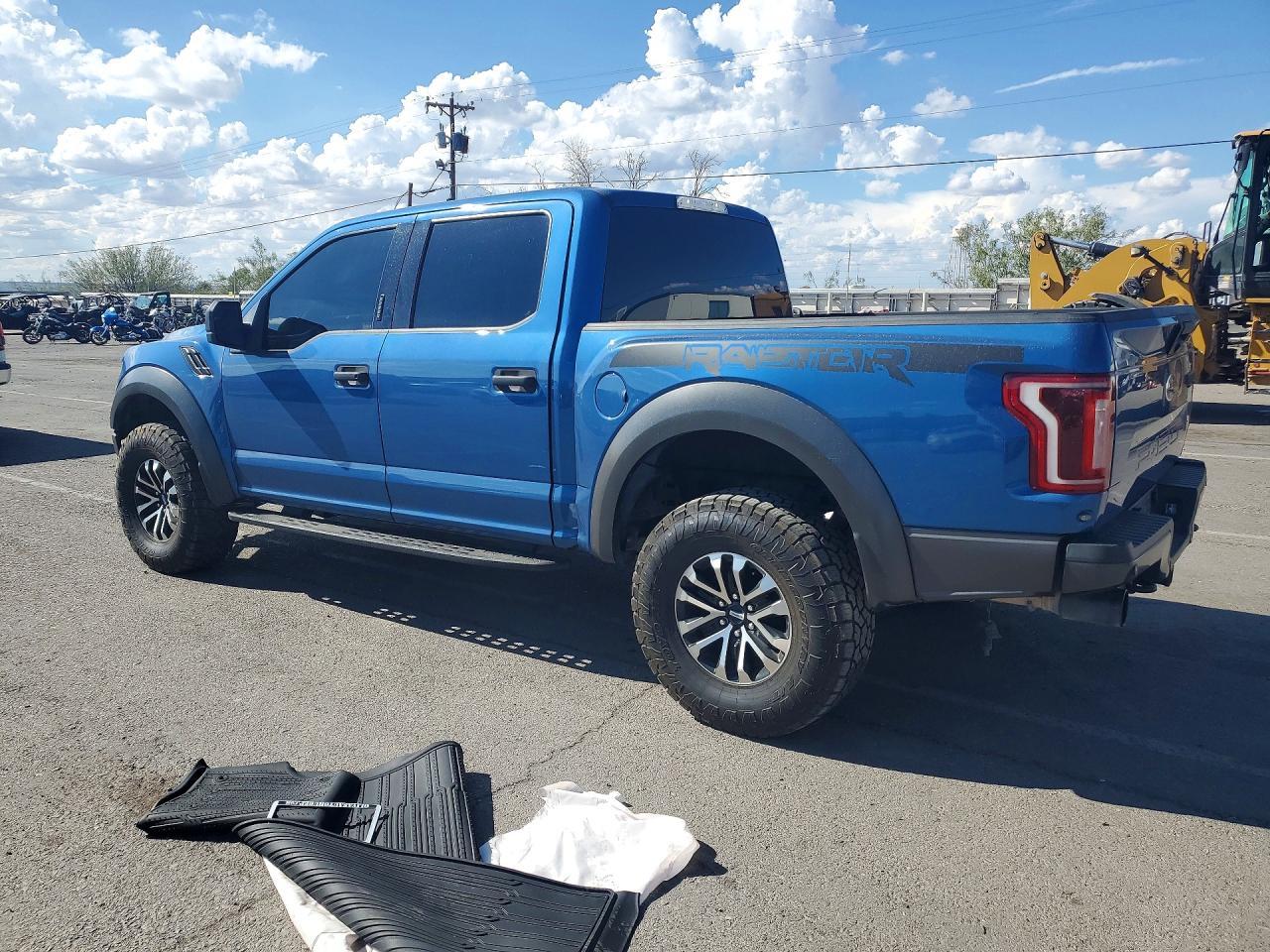 2020 Ford F150 Raptor - Фото 2