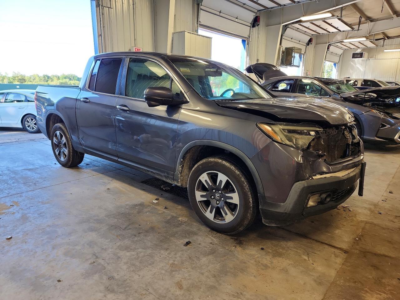 2017 Honda Ridgeline Rtl - Image 4