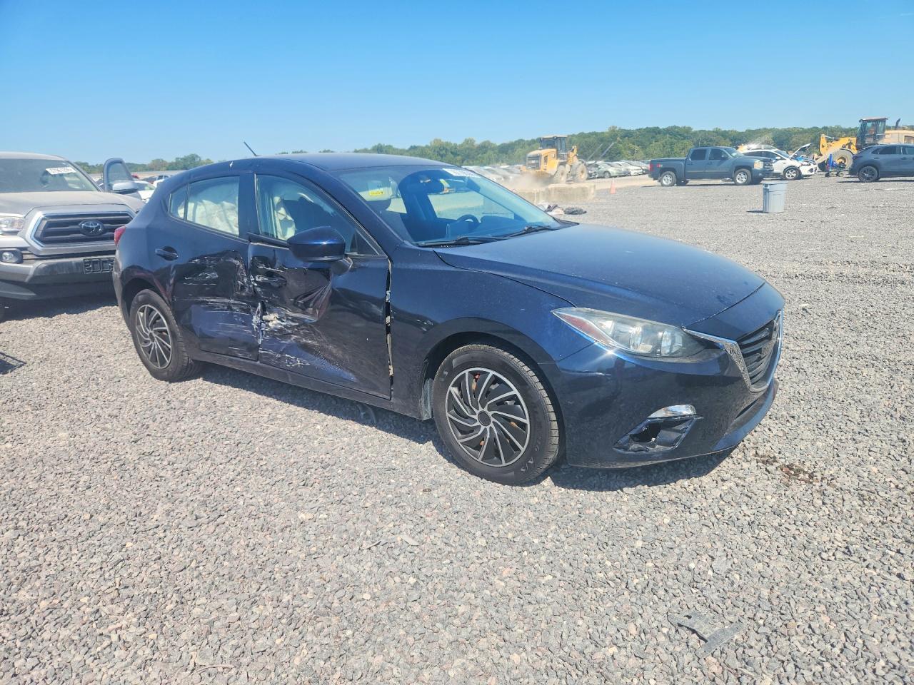 2016 Mazda 3 Sport - Image 4