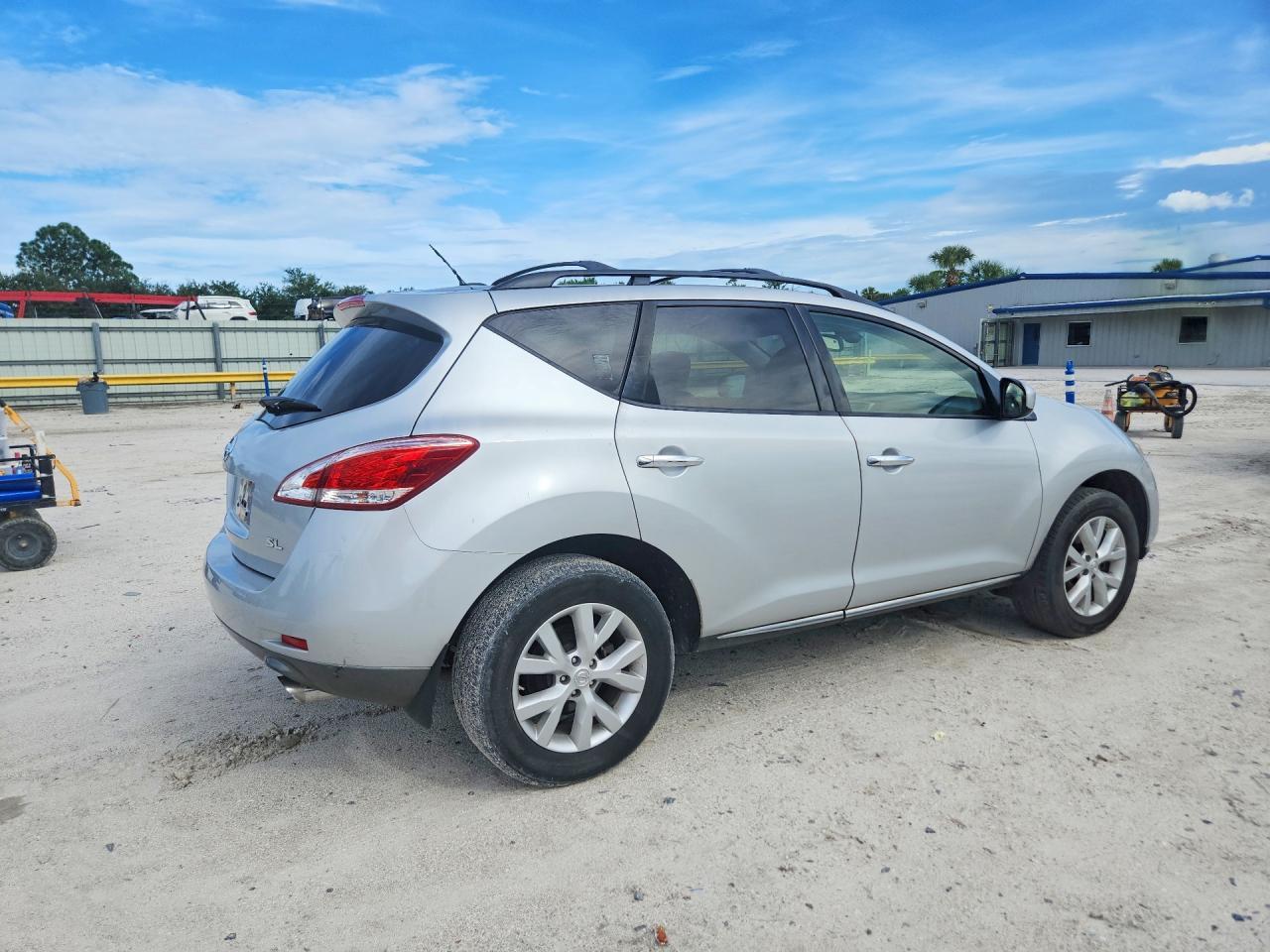 2012 Nissan Murano S - Фото 3
