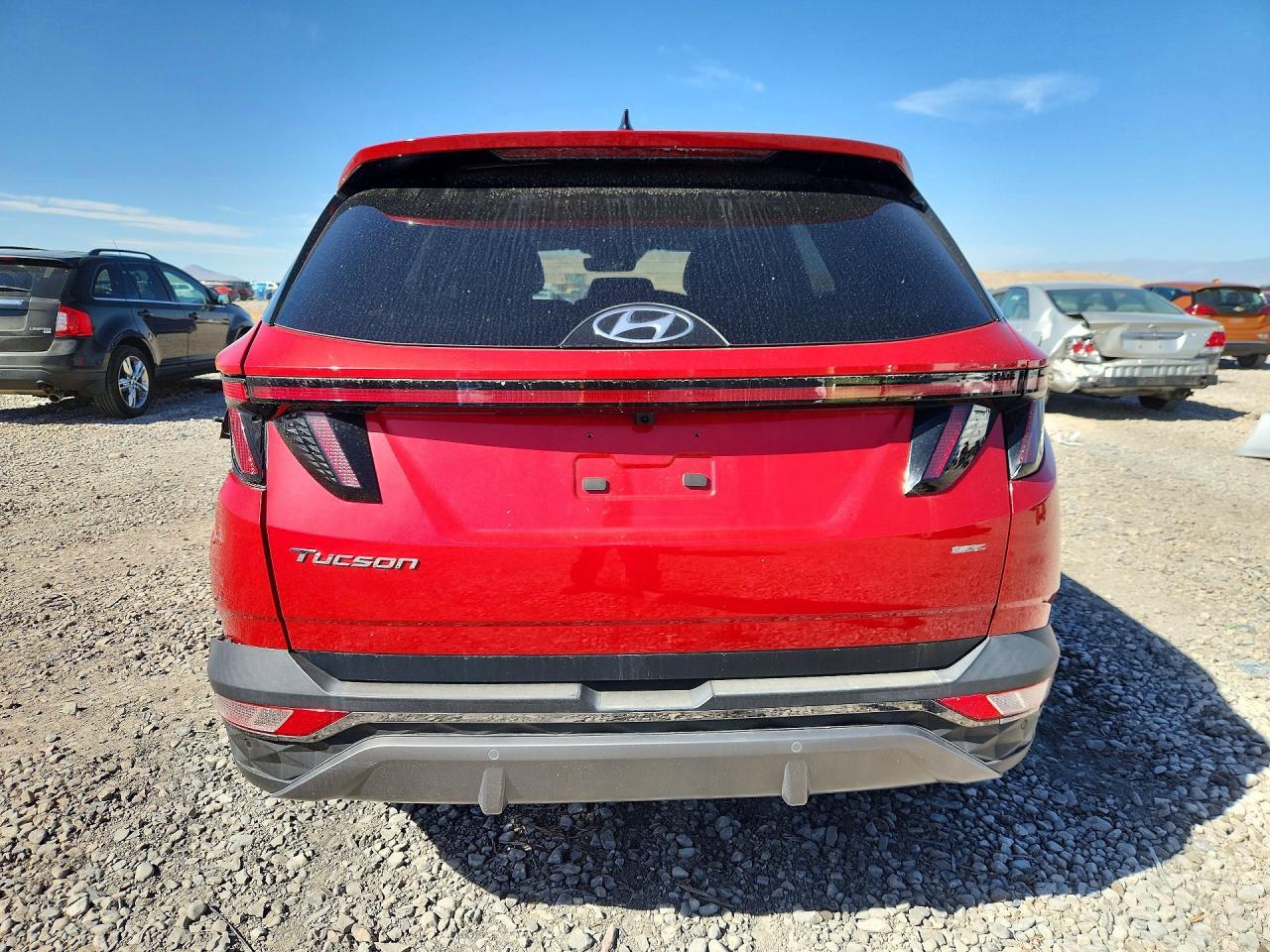 2022 Hyundai Tucson Limited - Image 6