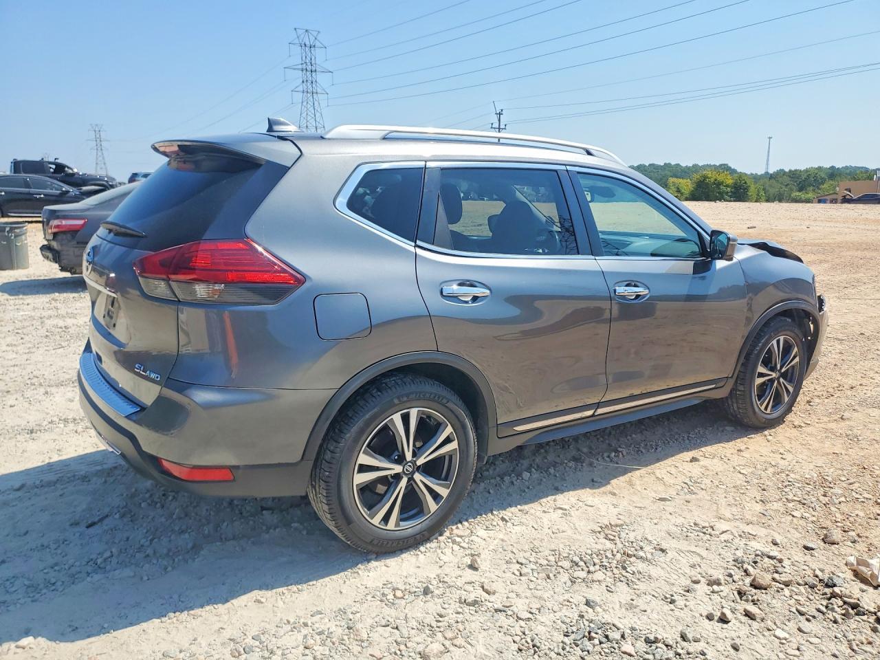 2017 Nissan Rogue Sl - Image 3
