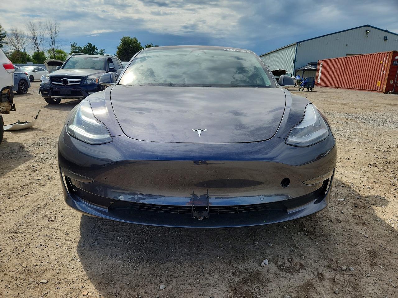2018 Tesla Model 3 - Фото 5