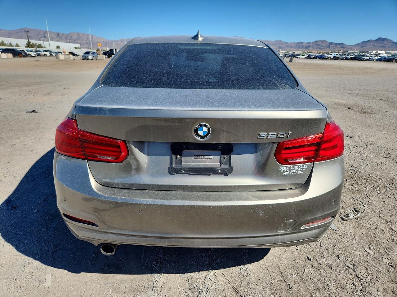 2017 BMW 320 I - Image 6