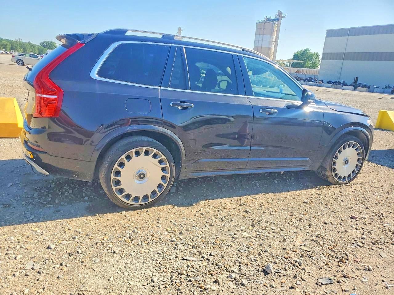 2016 Volvo Xc90 T6 - Фото 3