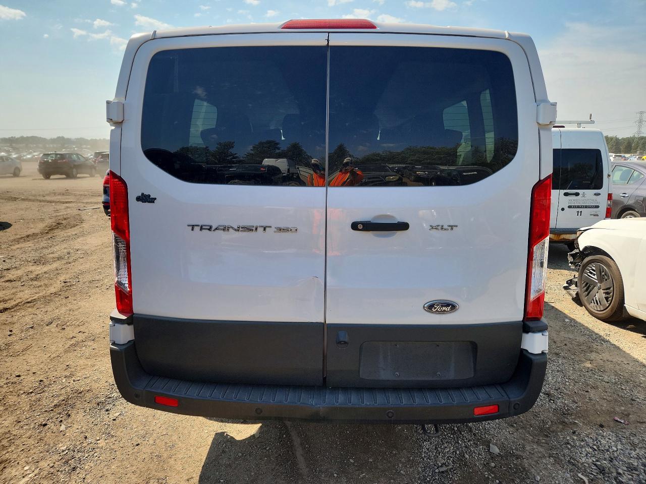 2022 Ford Transit T-350 - Фото 6