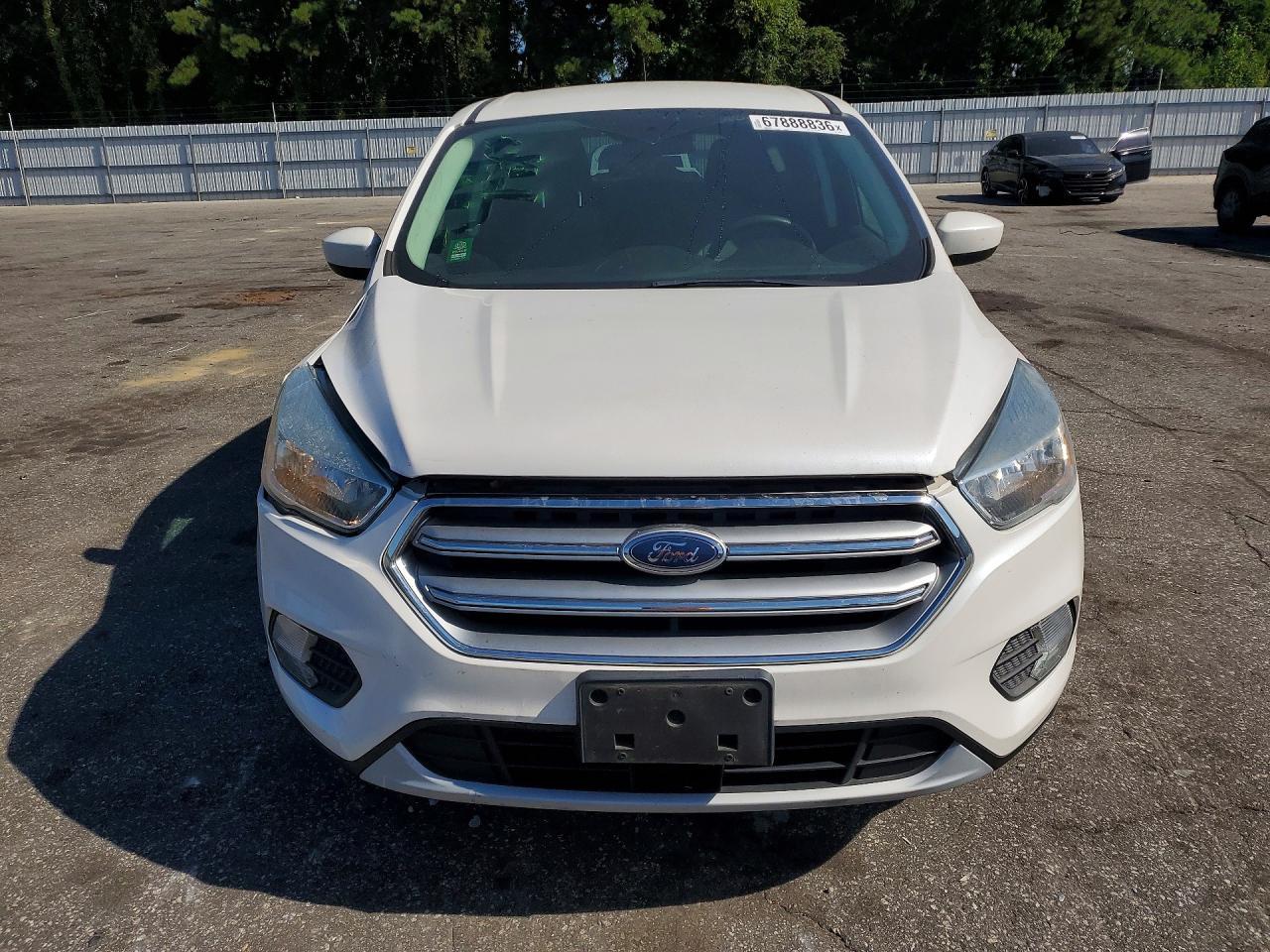 2017 Ford Escape - Фото 5