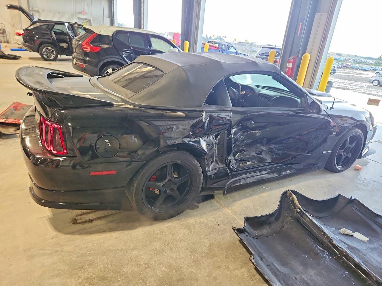 2002 Ford Mustang Gt - Фото 3