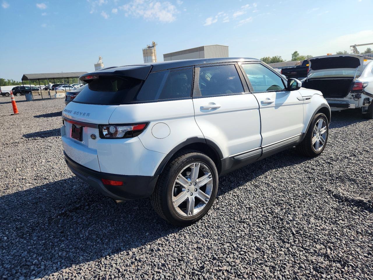 2014 Land Rover Range Rover Evoque Pure Plus - Фото 3
