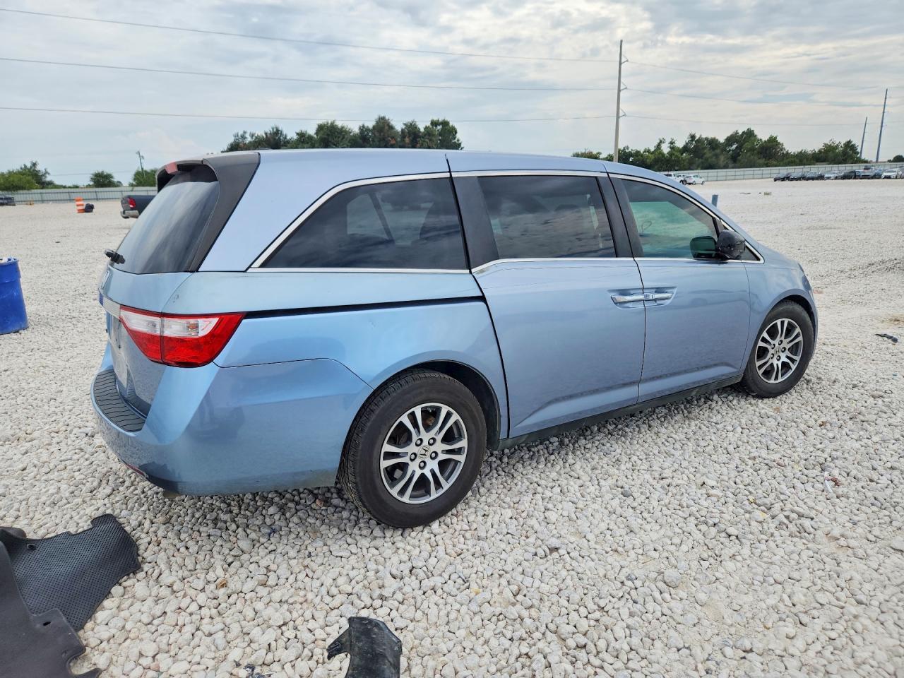 2012 Honda Odyssey Exl - Image 3