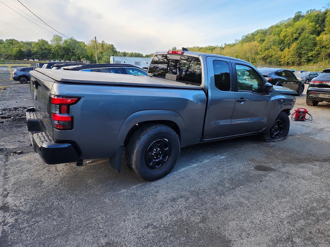 2026 Nissan Frontier S - Image 3