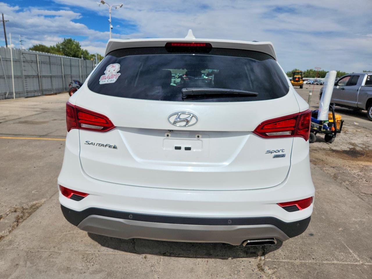 2017 Hyundai Santa Fe Sport 2.4L - Фото 6