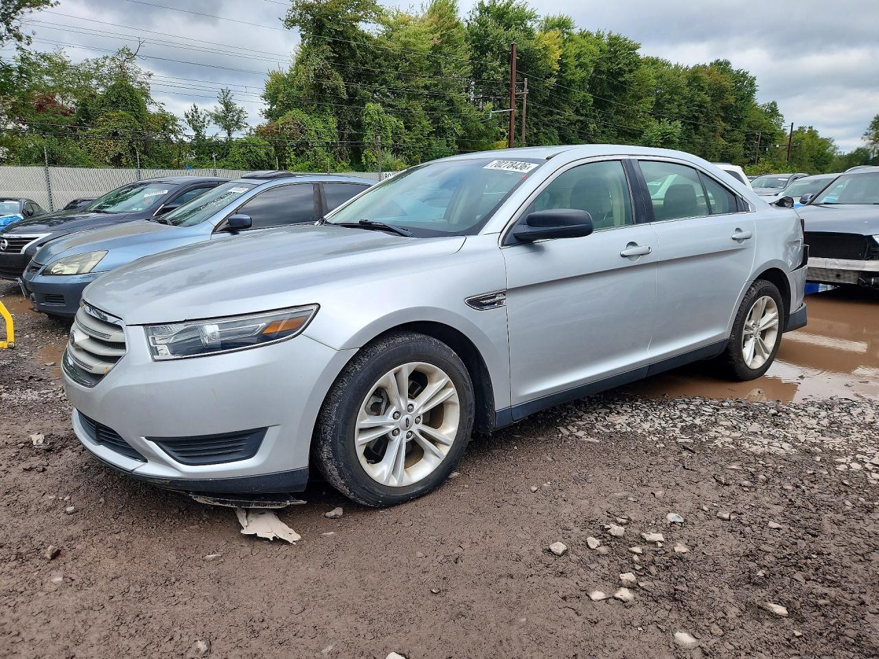 2015 Ford Taurus Se