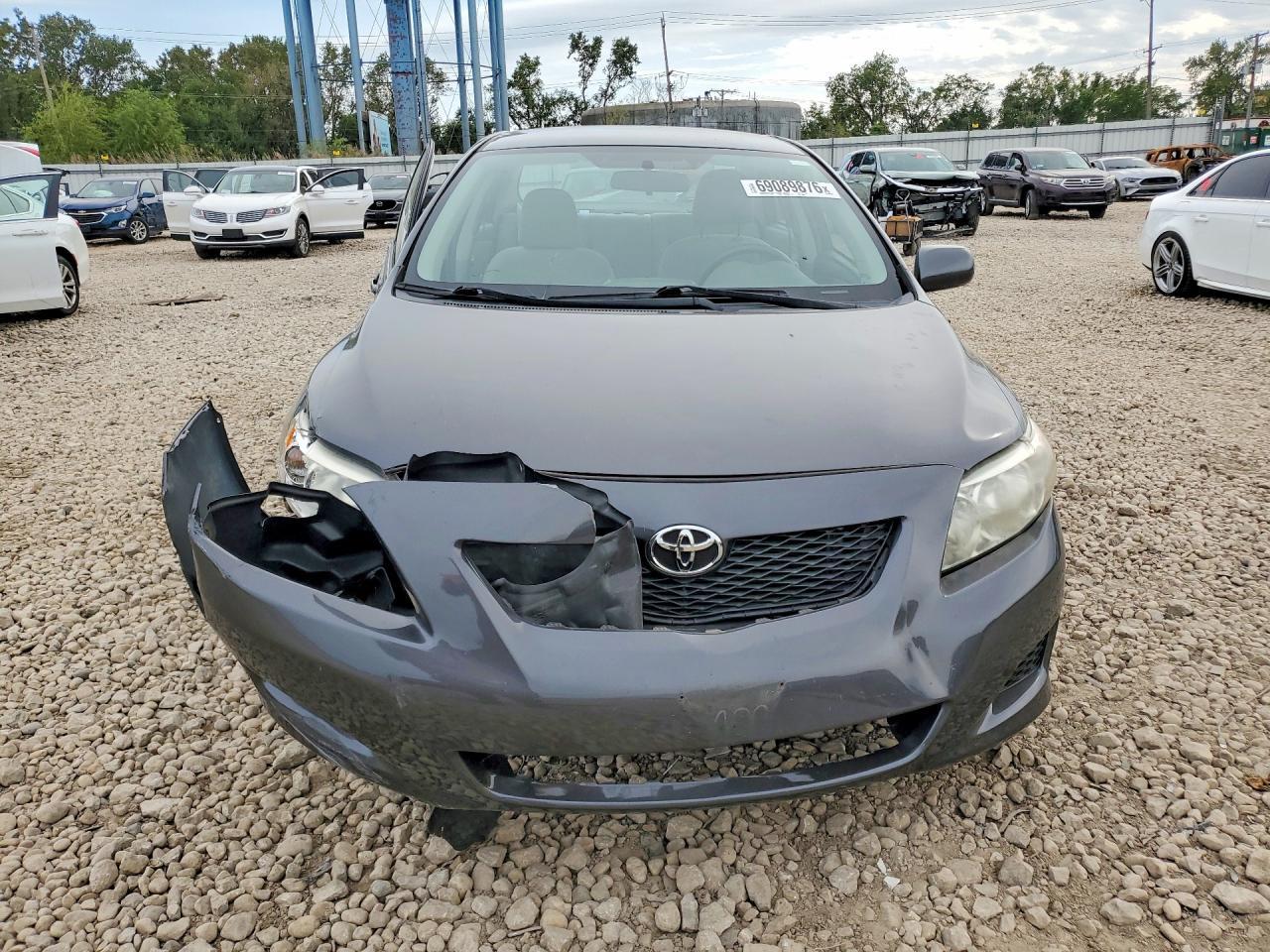 2010 Toyota Corolla Le - Image 5