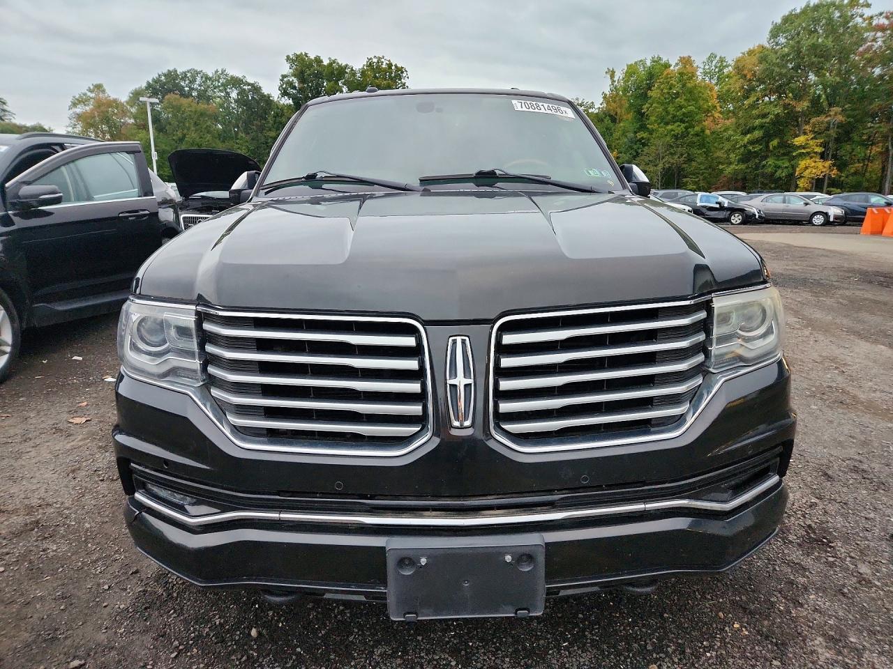 2015 Lincoln Navigator - Image 5
