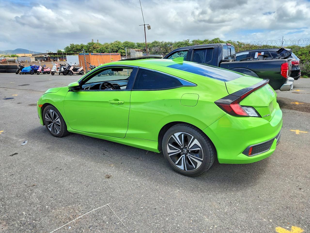 2017 Honda Civic Ex - Image 2