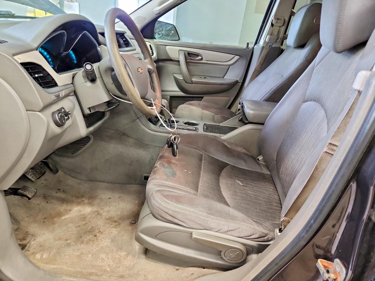 2016 Chevrolet Traverse Ls - Фото 7
