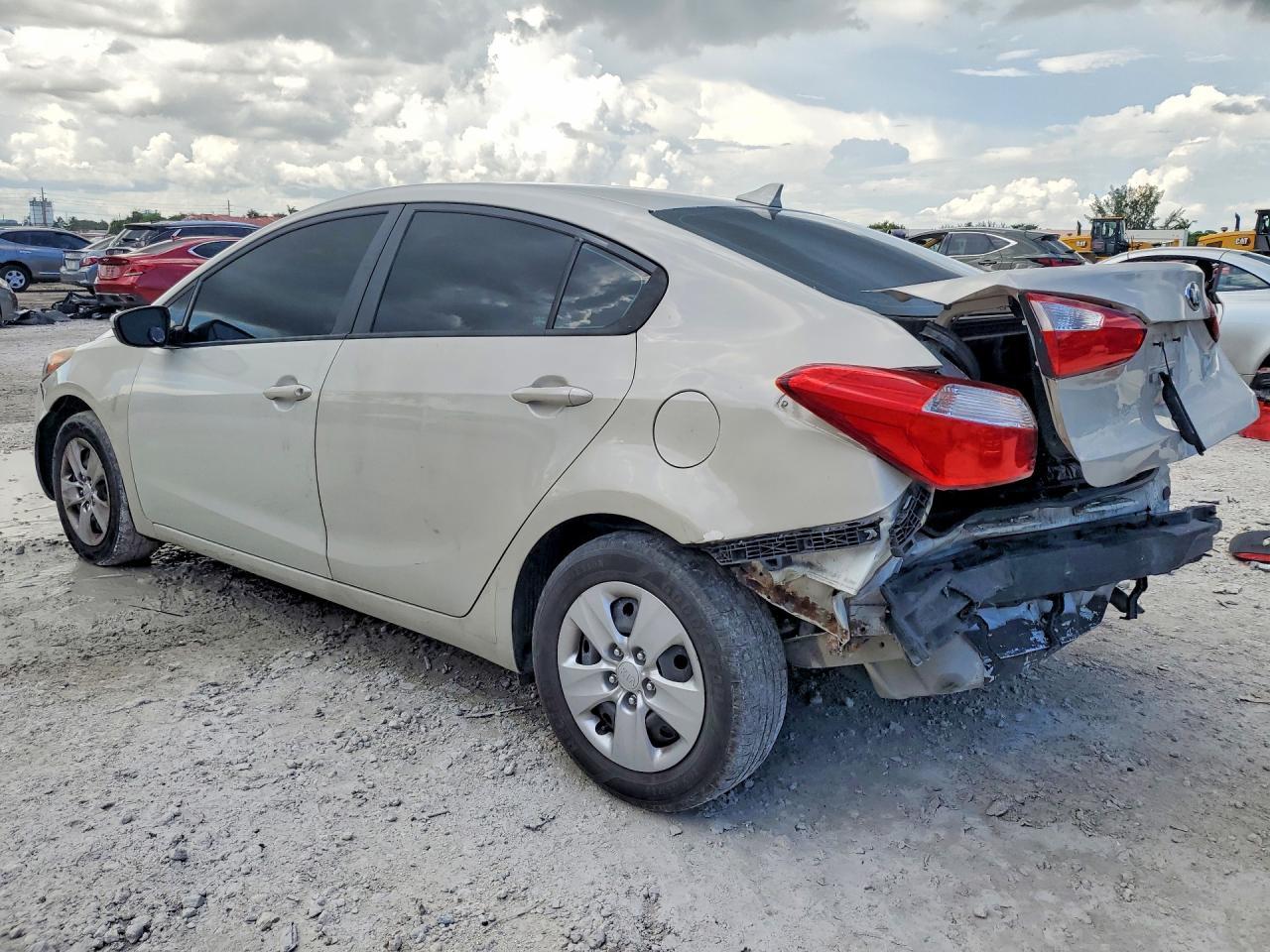 2015 Kia Forte Lx - Фото 2
