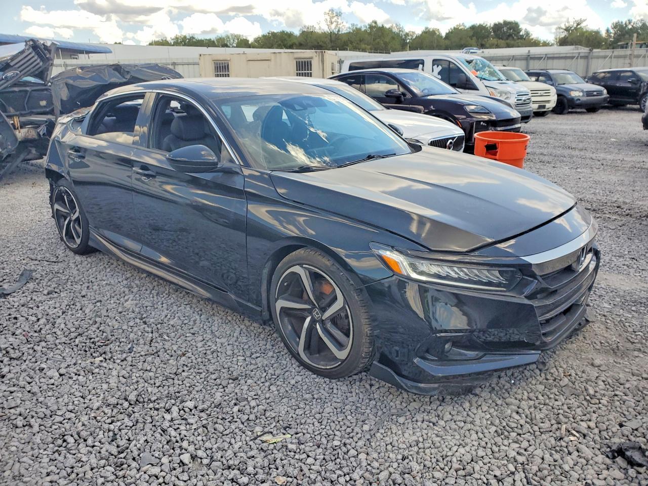 2021 Honda Accord Sport - Image 4