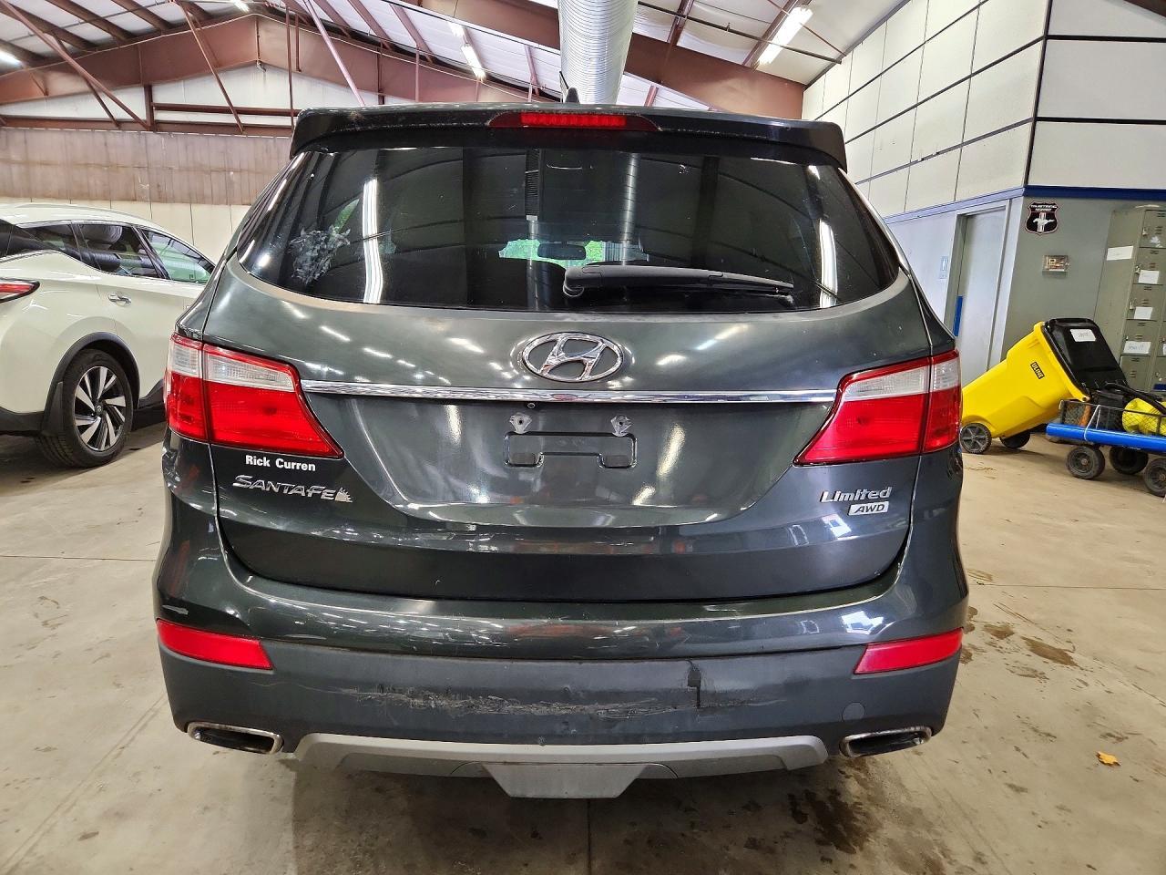 2013 Hyundai Santa Fe Limited - Image 6