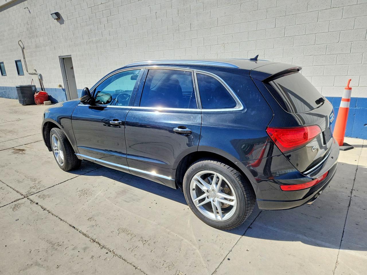 2016 Audi Q5 Premium Plus - Image 2