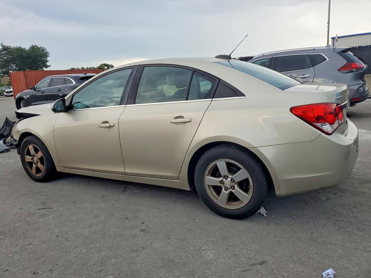 2016 Chevrolet Cruze Limited Lt - Image 2