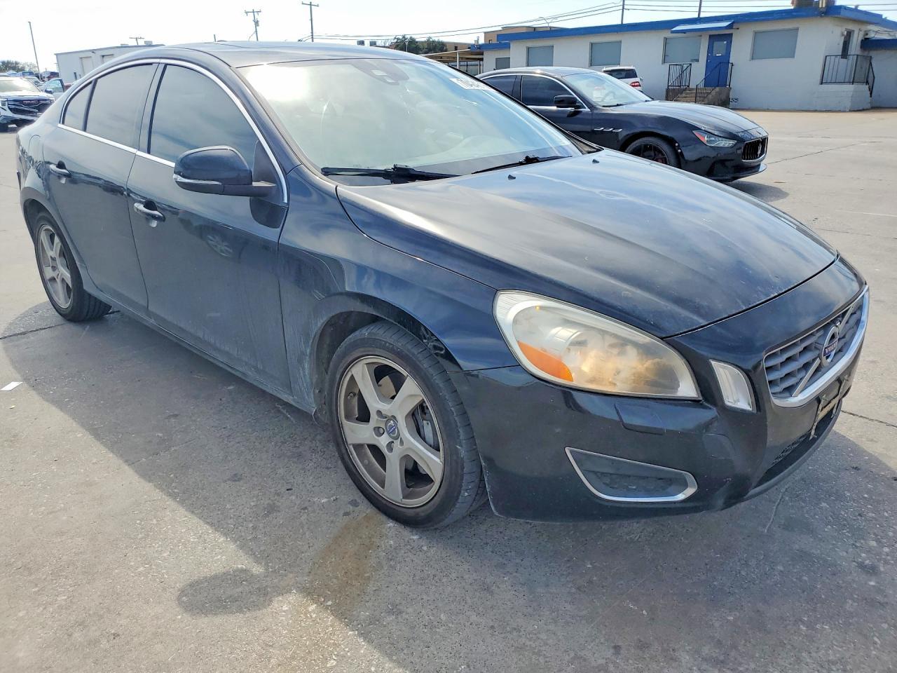 2013 Volvo S60 T5 - Image 4