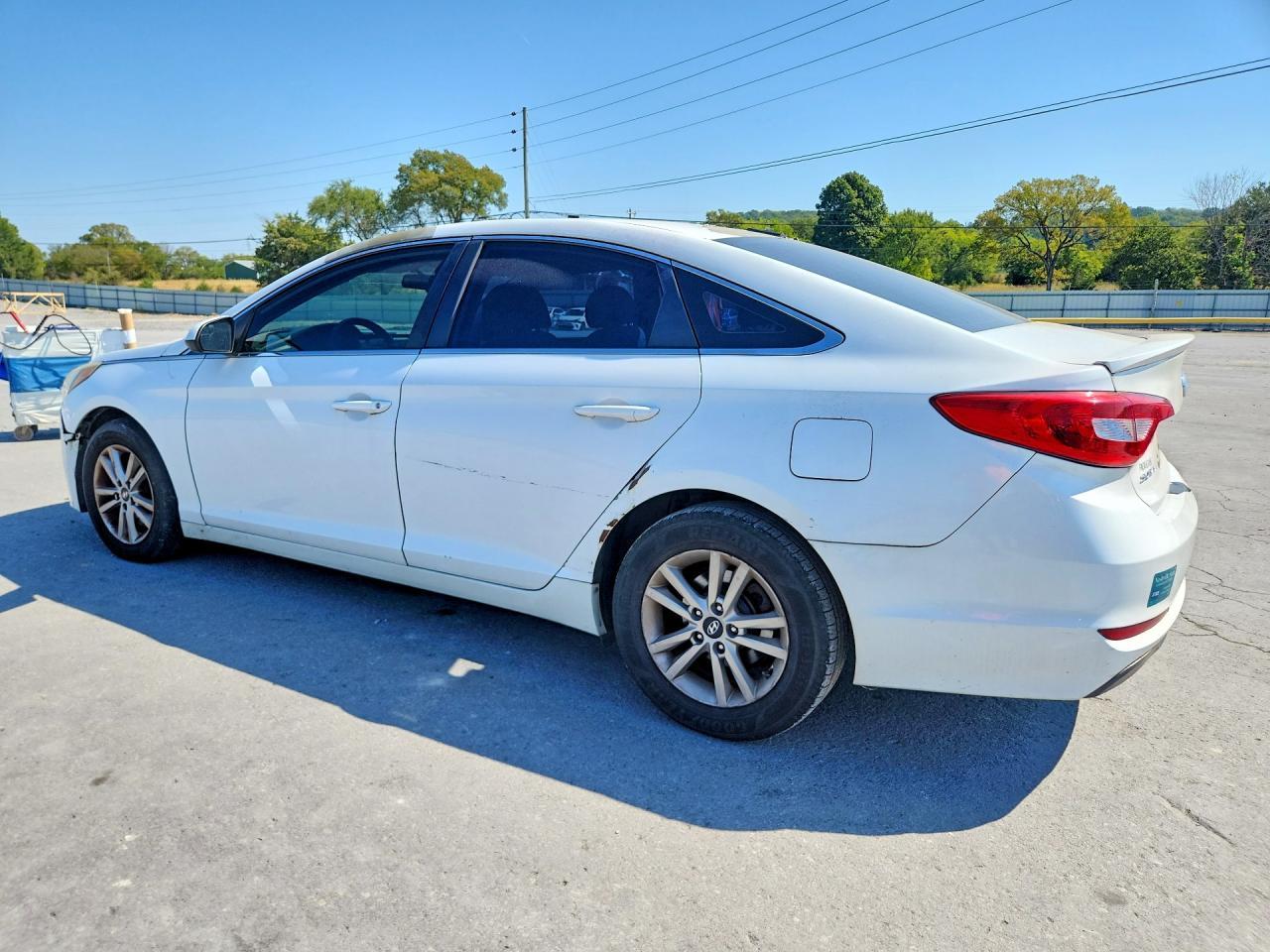 2017 Hyundai Sonata Se - Фото 2