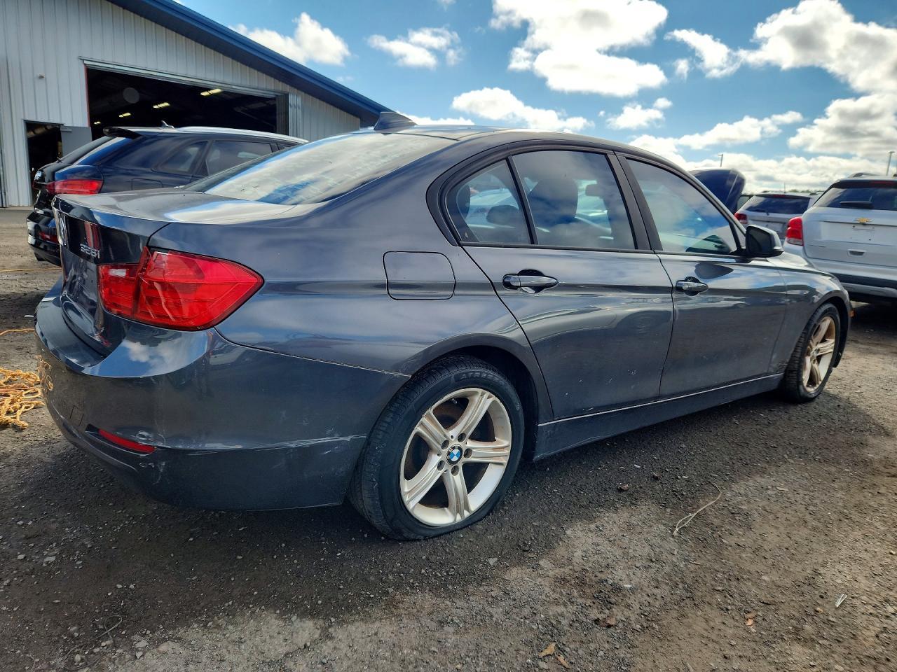 2013 BMW 328 I - Фото 3