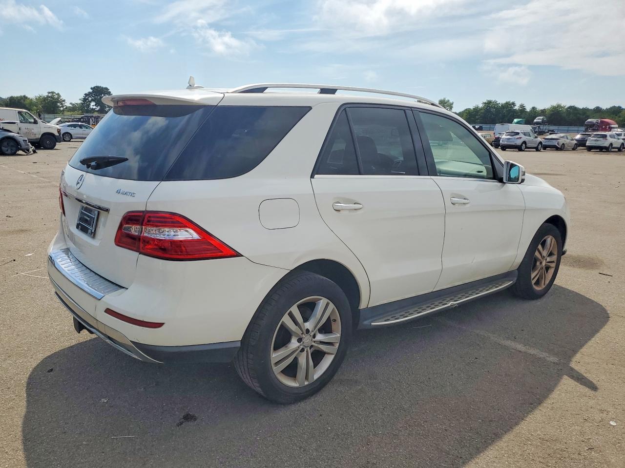 2015 Mercedes-Benz Ml 350 4Matic - Фото 3