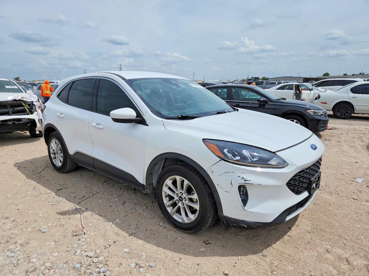 2020 Ford Escape Se - Фото 4