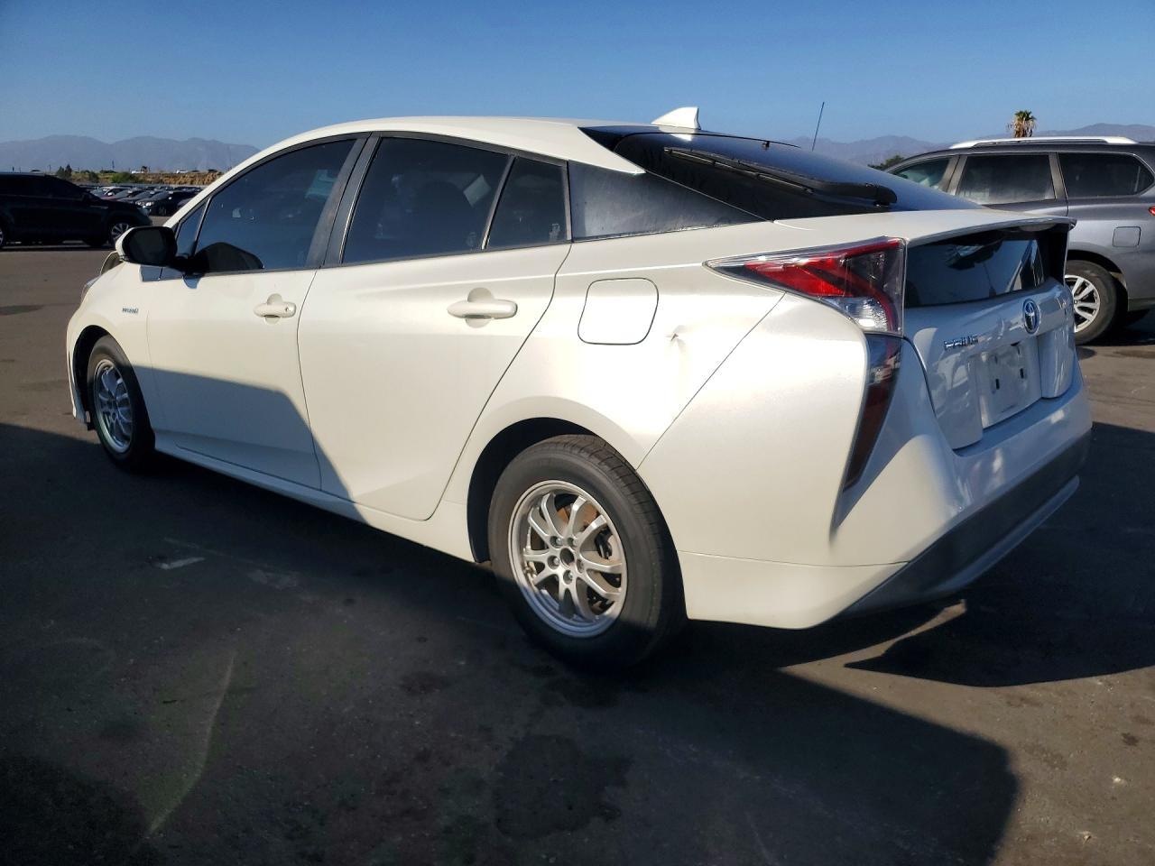 2016 Toyota Prius Three - Image 2