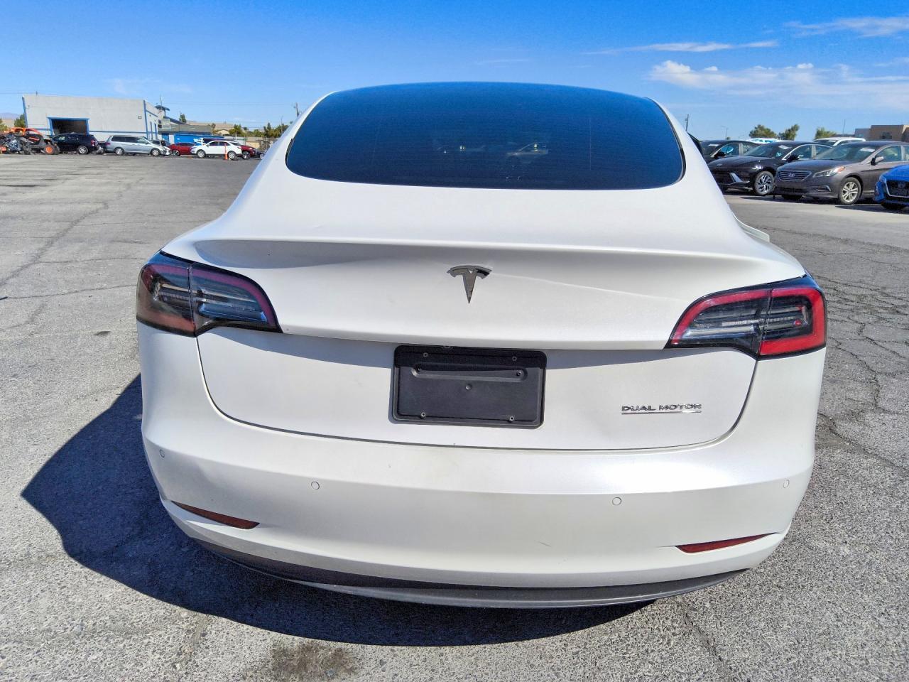 2021 Tesla Model 3 - Фото 6